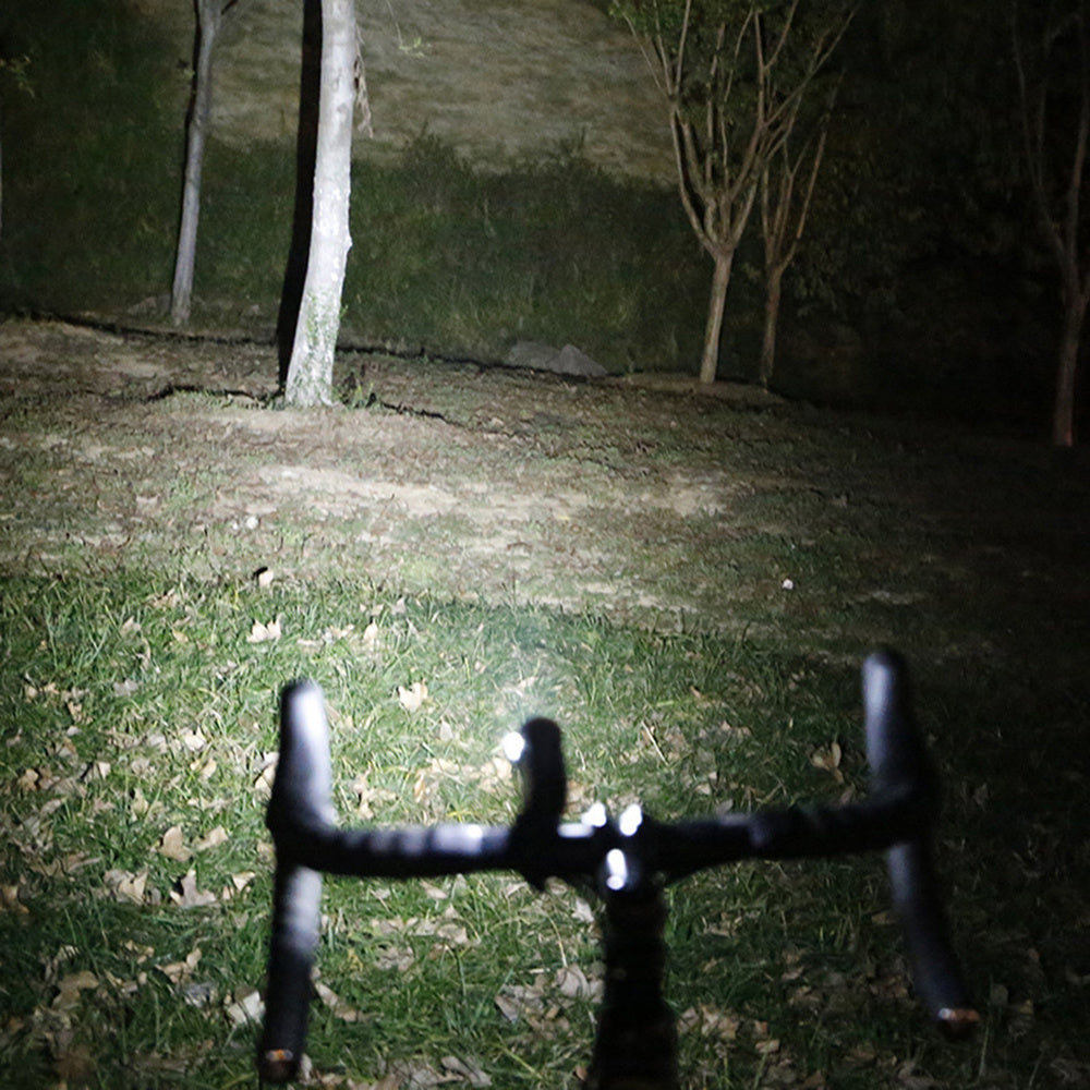 YSANAM YS-116P Aluminum Alloy Bicycle Headlight Night Cycling Torch 600LM Bright LED Bike Front Light YSANAM YS-116P Aluminum Alloy Bicycle Headlight Night Cycling Torch 600LM Bright LED Bike Front Light